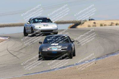 media/Jun-05-2022-CalClub SCCA (Sun) [[19e9bfb4bf]]/Group 1/Race/